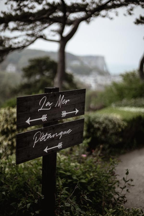 Domaine Saint Clair - Le Donjon Hotell Étretat Exteriör bild