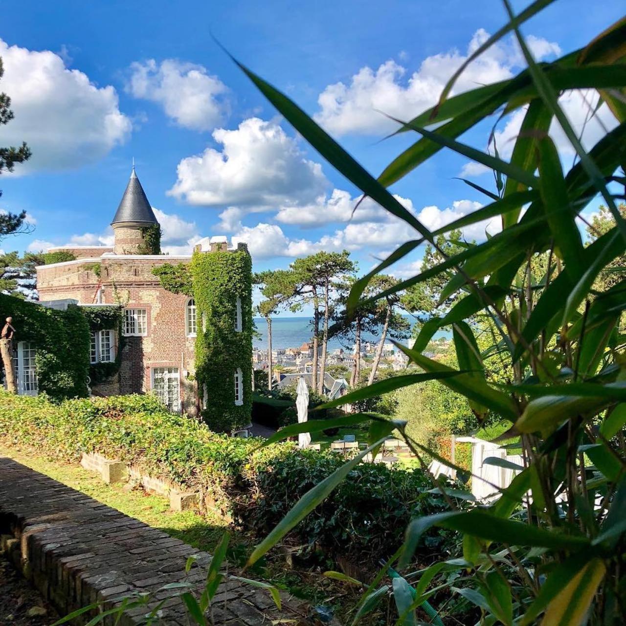 Domaine Saint Clair - Le Donjon Hotell Étretat Exteriör bild